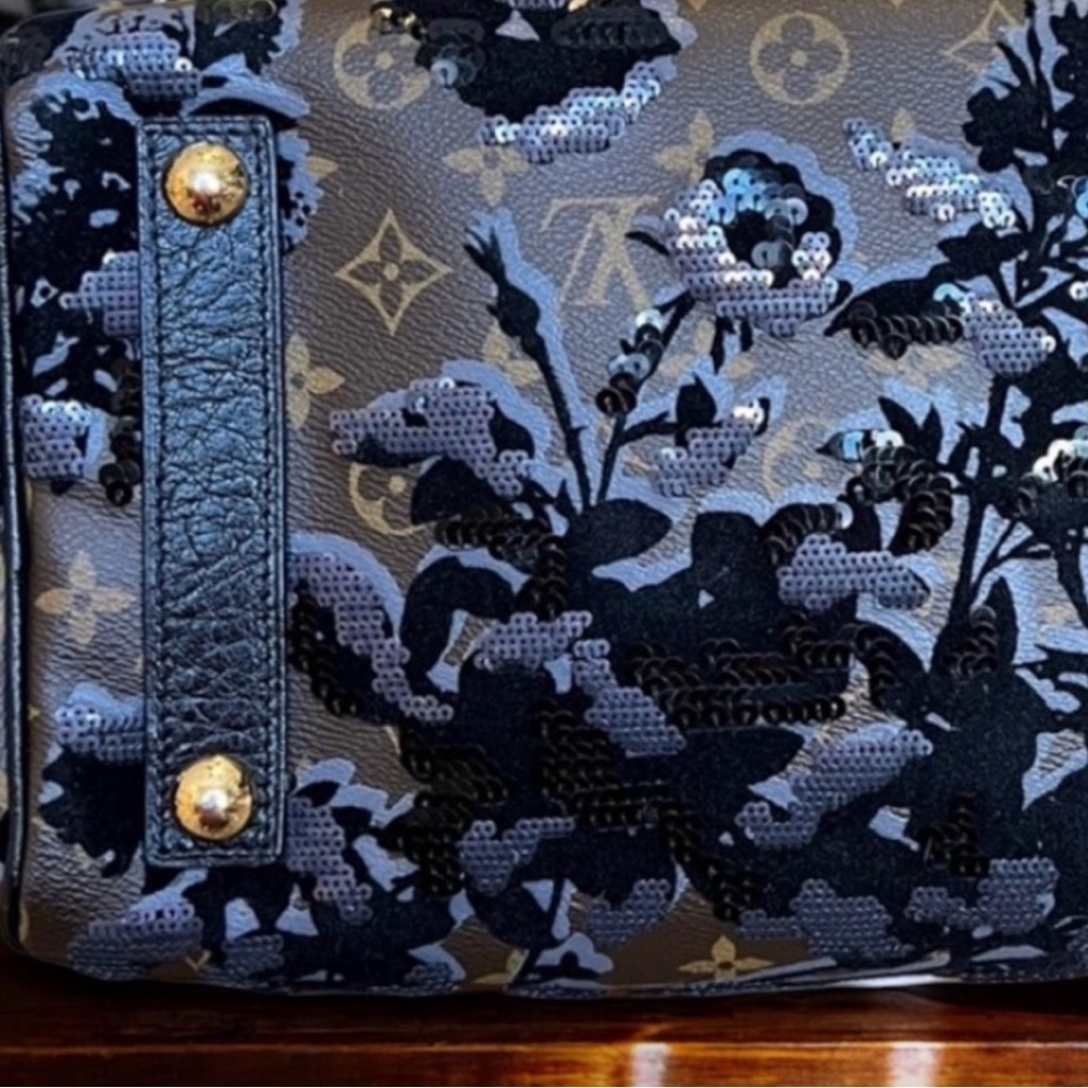 Louis Vuitton Monogram Fleur De Jais Sequin Speedy 30 Bag It is a stunning bag! - Picture 15 of 16